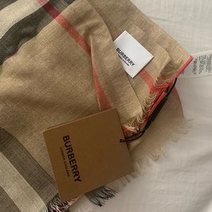 Burberry scarf
